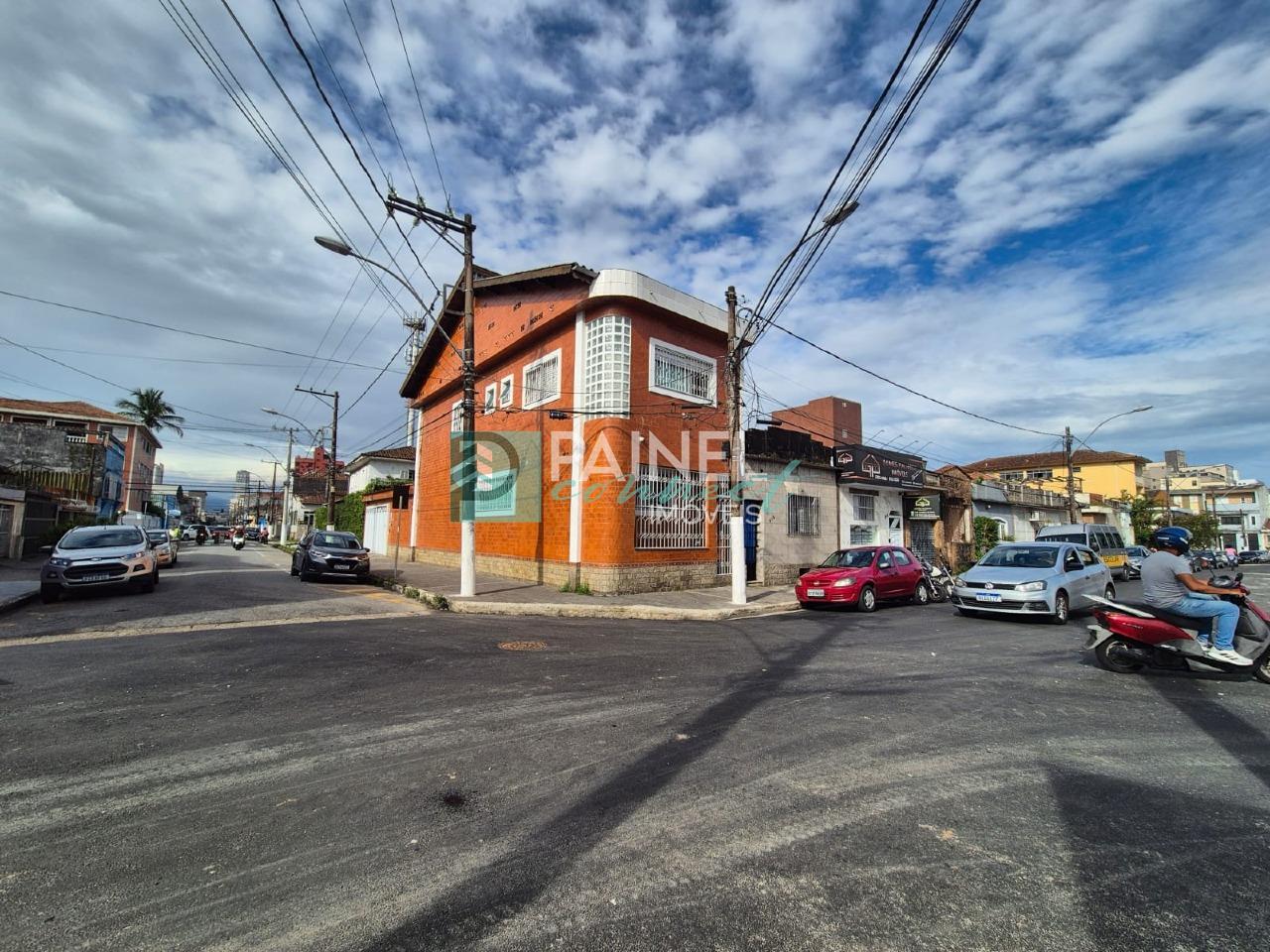 Casa à venda no Centro: 