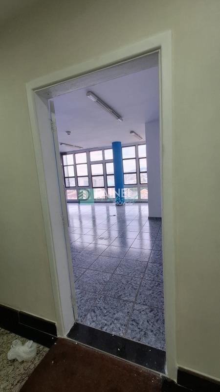 Conjunto / Sala para aluguel no Centro: 