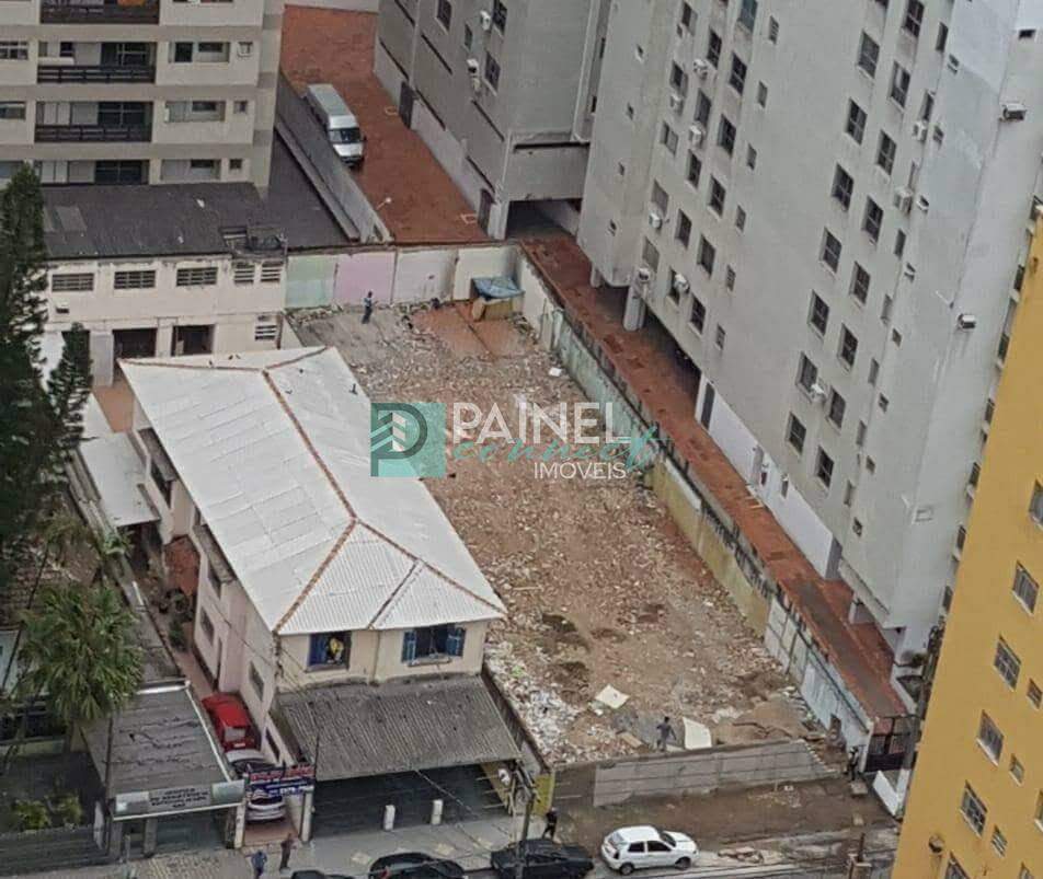 Terreno à venda no Centro: 