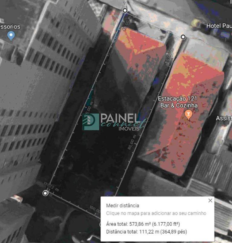 Terreno à venda no Centro: 