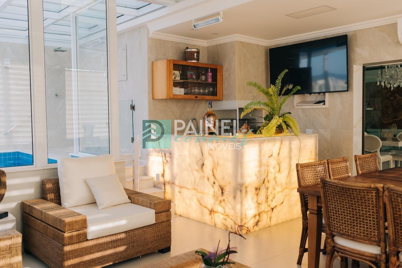 Apartamento/ Cobertura à venda no Marapé: 