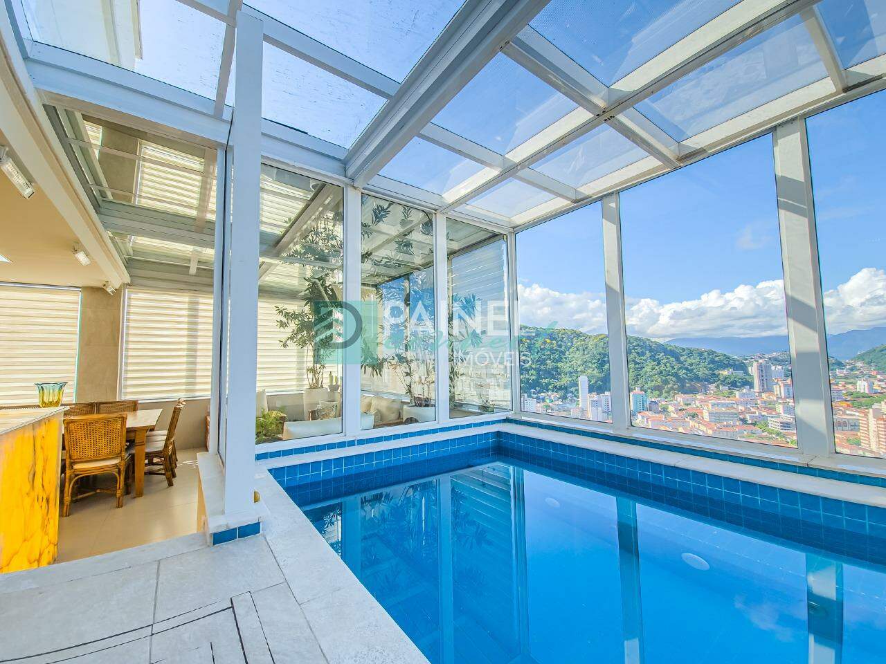 Apartamento/ Cobertura à venda no Marapé: 