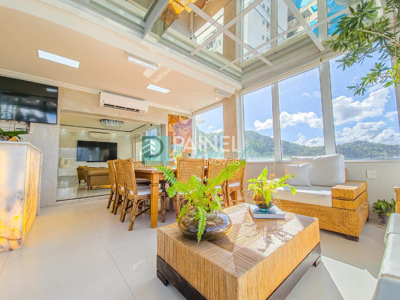 Apartamento/ Cobertura à venda no Marapé: 