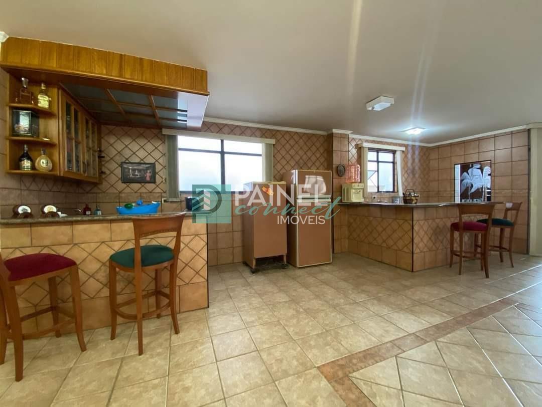 Casa à venda no Embaré: 