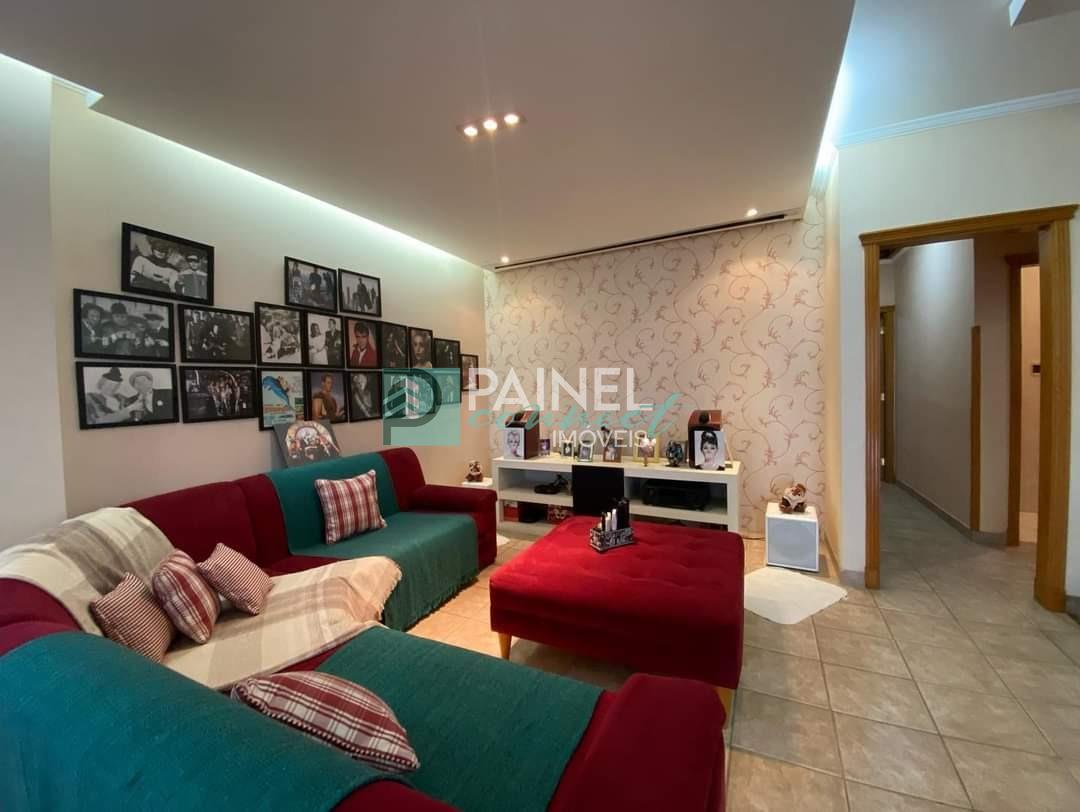 Casa à venda no Embaré: 