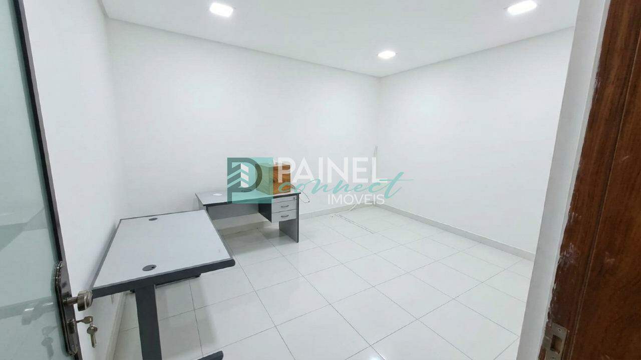 Conjunto / Sala para aluguel no Centro: 