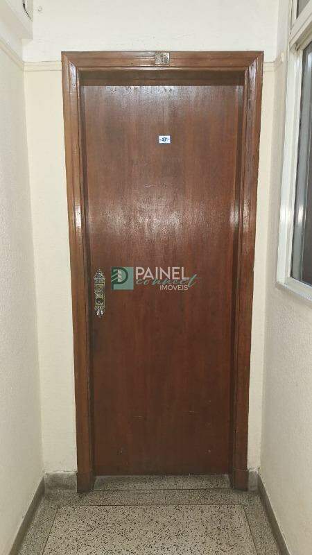 Conjunto / Sala para aluguel no Centro: 