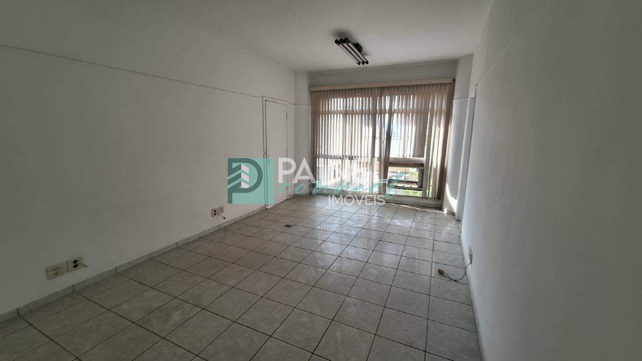 Conjunto / Sala para aluguel no Centro: 