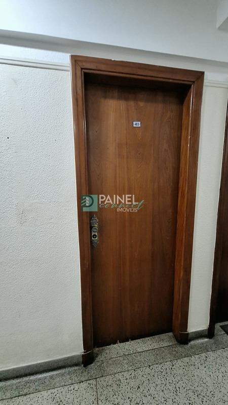 Conjunto / Sala para aluguel no Centro: 