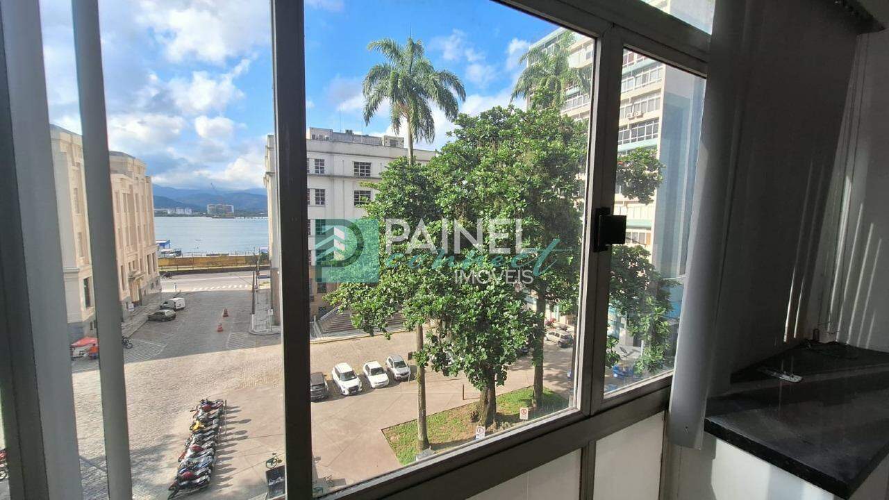 Conjunto / Sala para aluguel no Centro: 