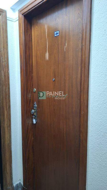 Conjunto / Sala para aluguel no Centro: 