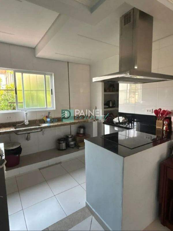 Casa de Condomínio à venda no Parque Bitaru: 