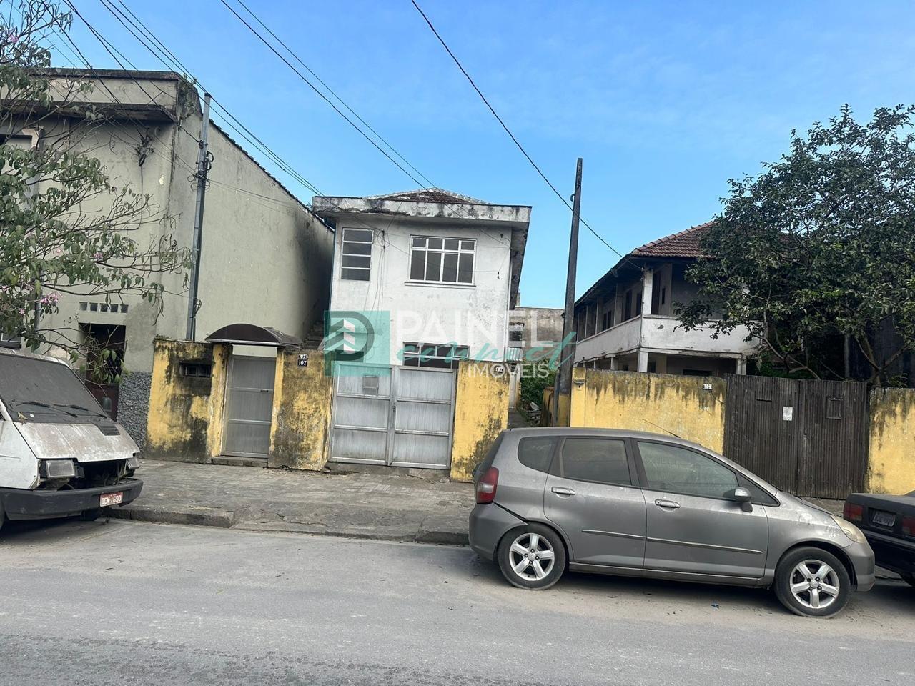 Casa à venda no Macuco: 