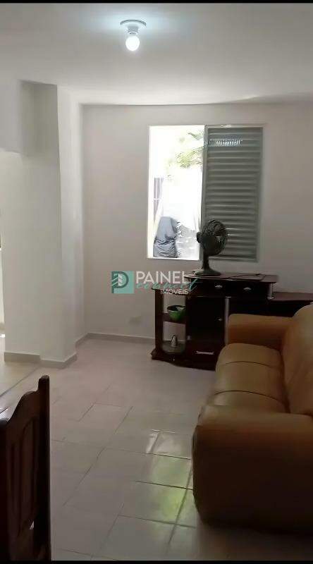 Apartamento/ Kitnet à venda no Centro: 