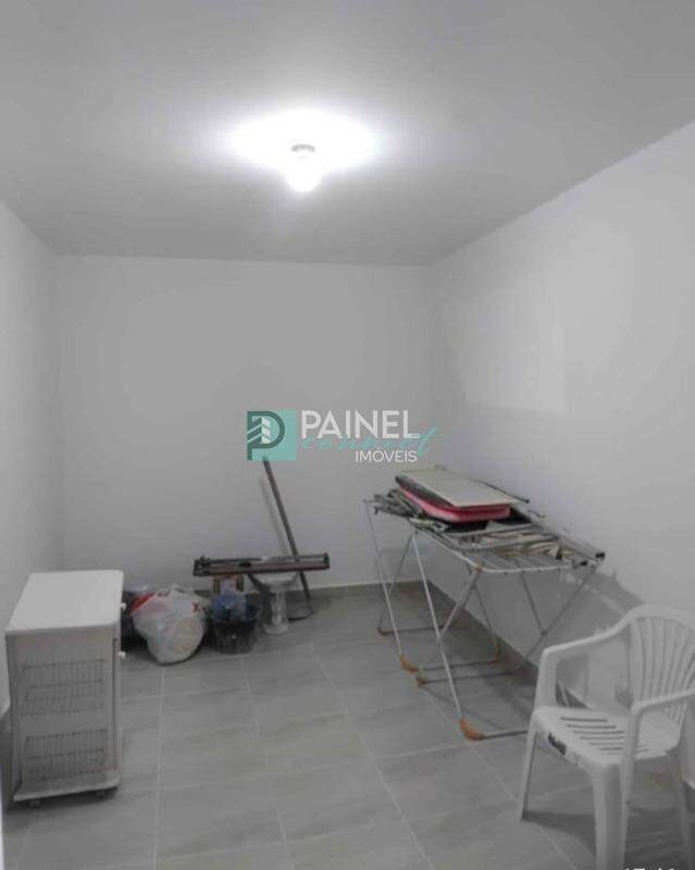 Apartamento/ Kitnet à venda no Centro: 