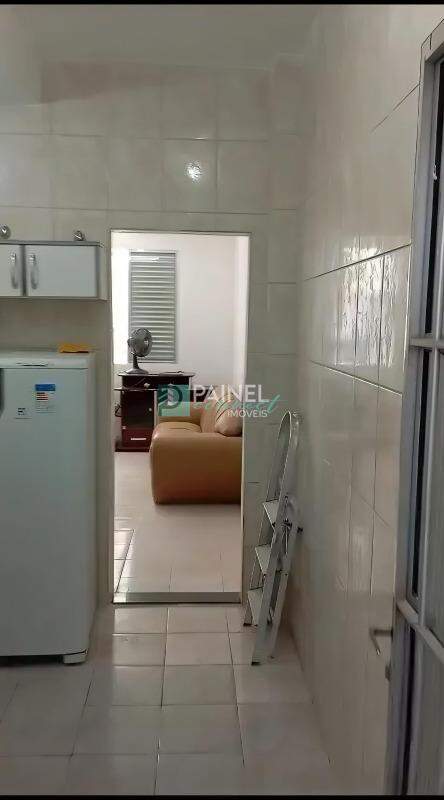 Apartamento/ Kitnet à venda no Centro: 