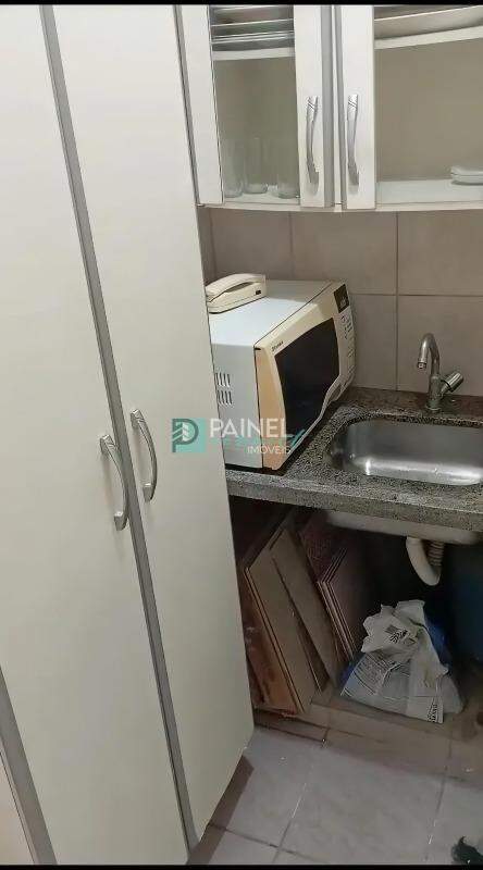 Apartamento/ Kitnet à venda no Centro: 