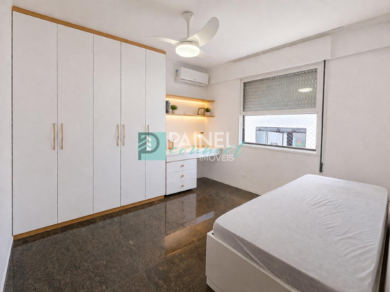 Apartamento à venda no Ponta da Praia: 