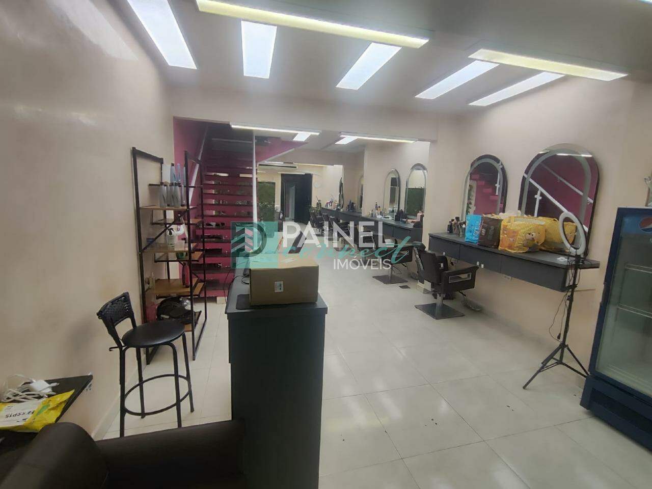 Casa à venda no Centro: 