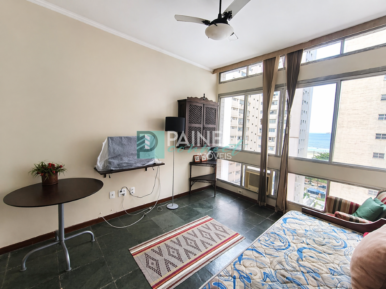 Apartamento/ Kitnet à venda no Boqueirão: 