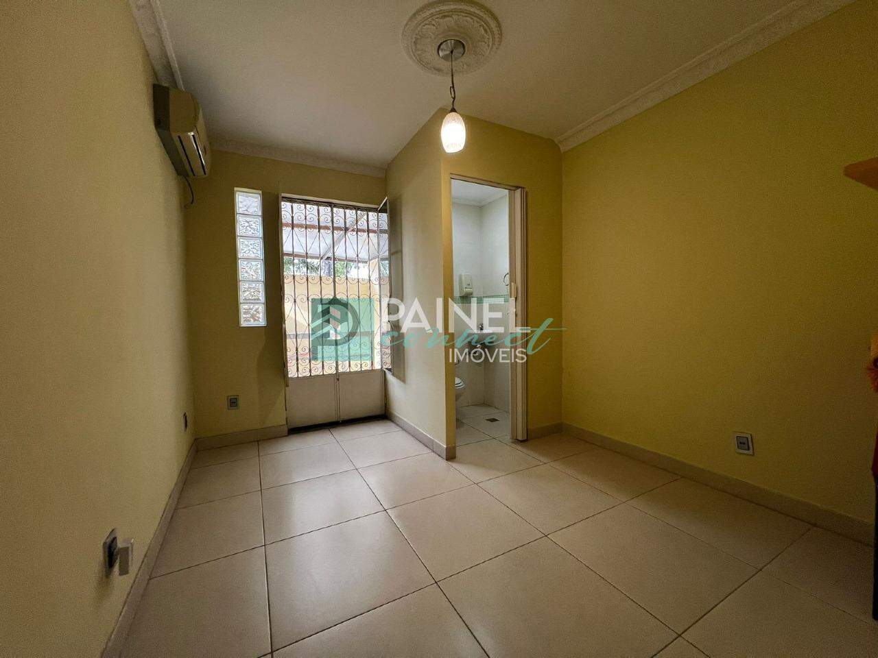 Casa para aluguel no Embaré: 