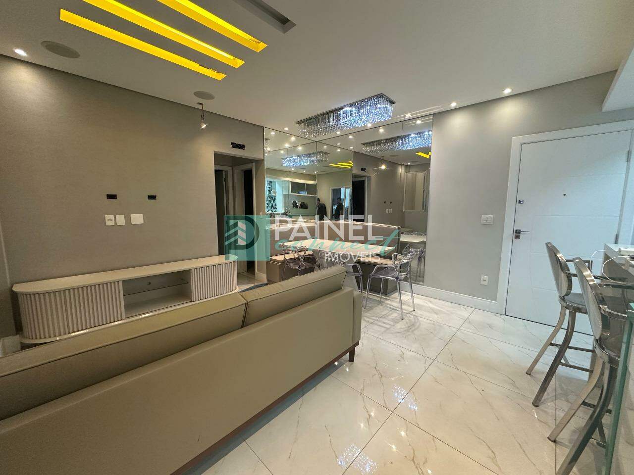 Apartamento para aluguel no Centro: 