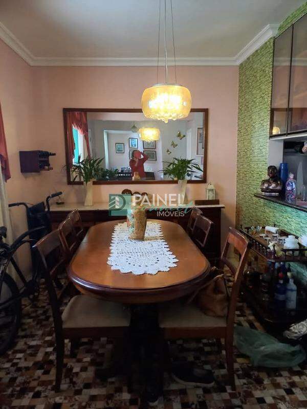 Casa à venda no Macuco: 