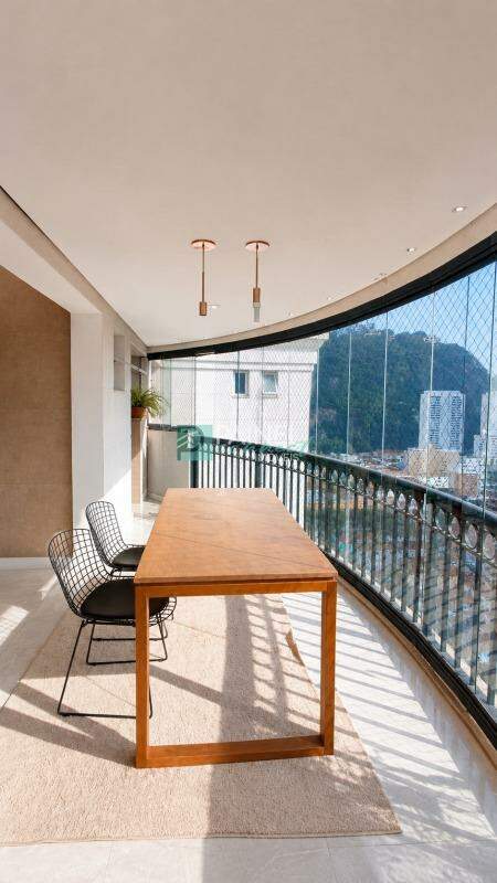 Apartamento/ Cobertura à venda no Marapé: 
