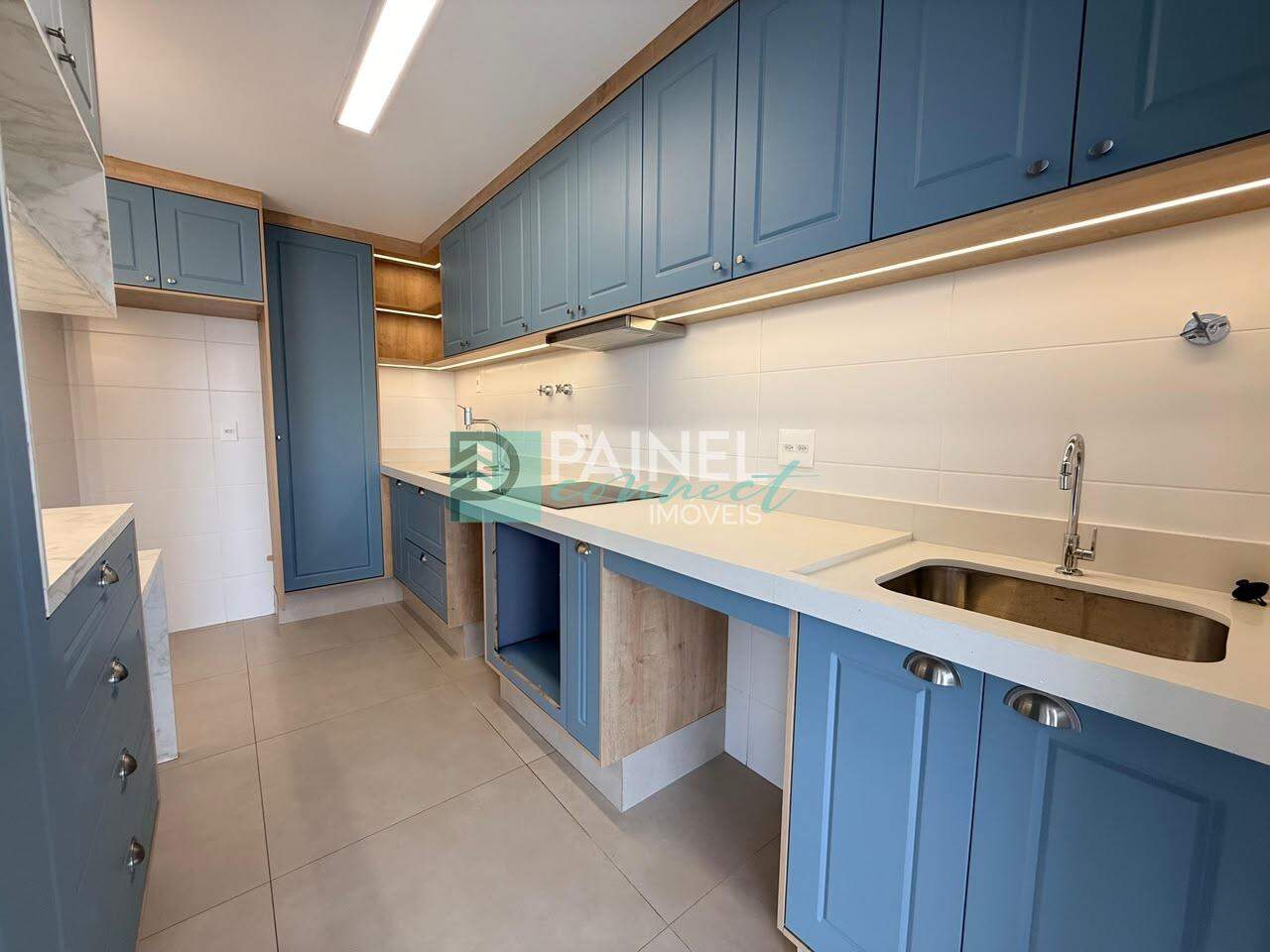 Apartamento à venda no Ponta da Praia: 