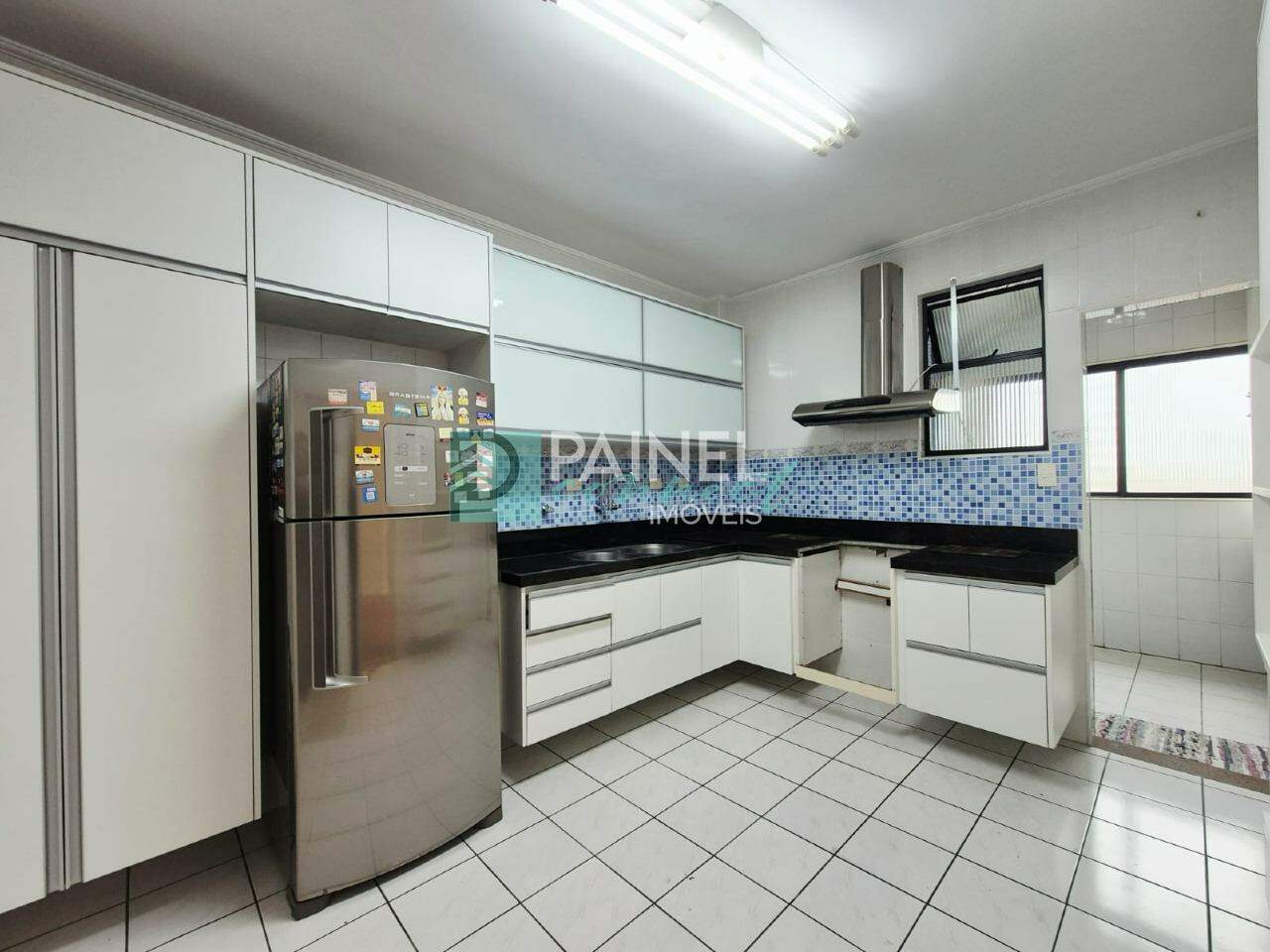 Apartamento para aluguel no Marapé: 