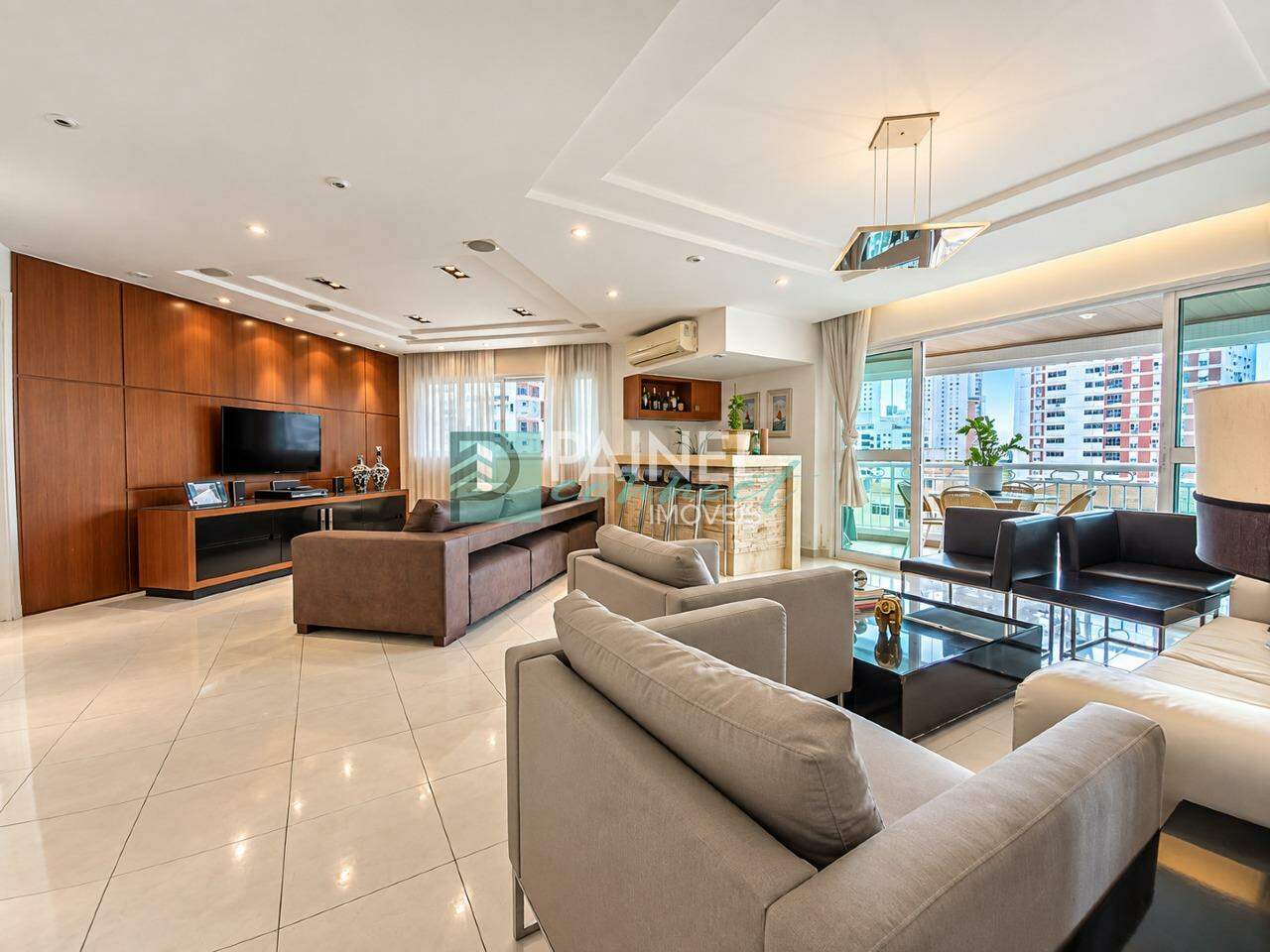 Apartamento à venda no Ponta da Praia: 