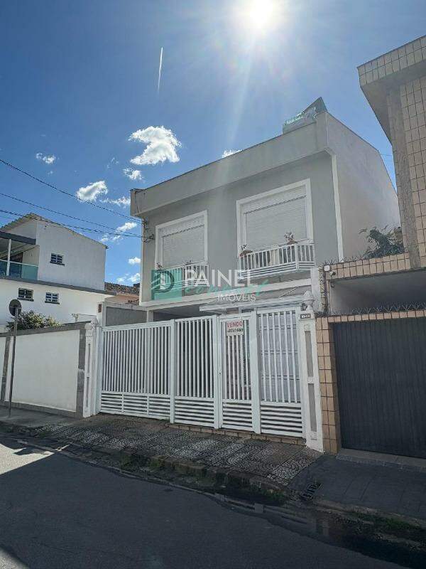 Casa à venda no Ponta da Praia: 
