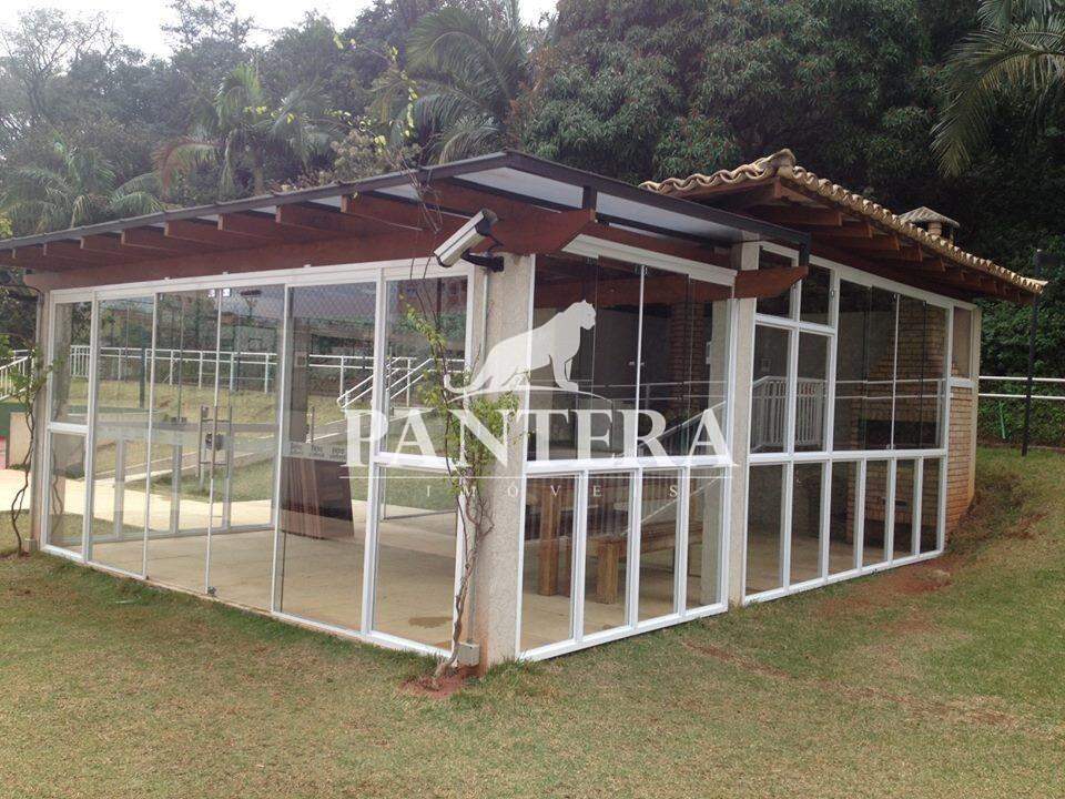 Área de churrasqueira