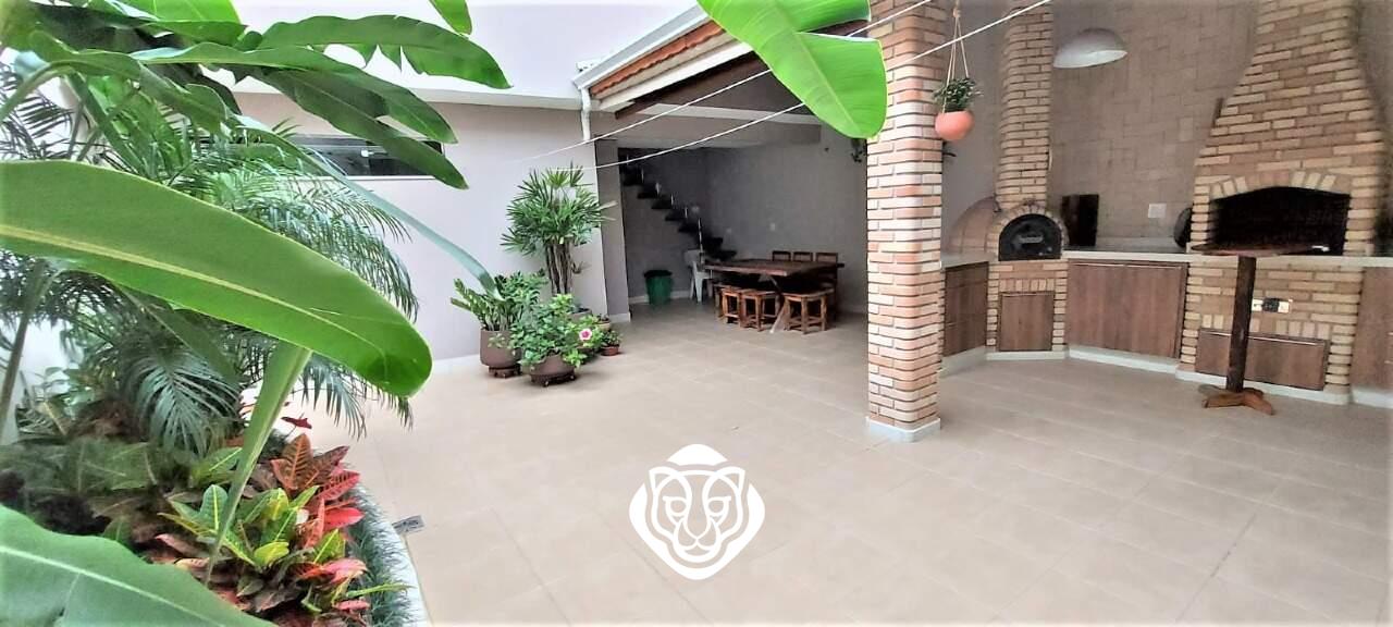 Área de lazer - churrasqueira 