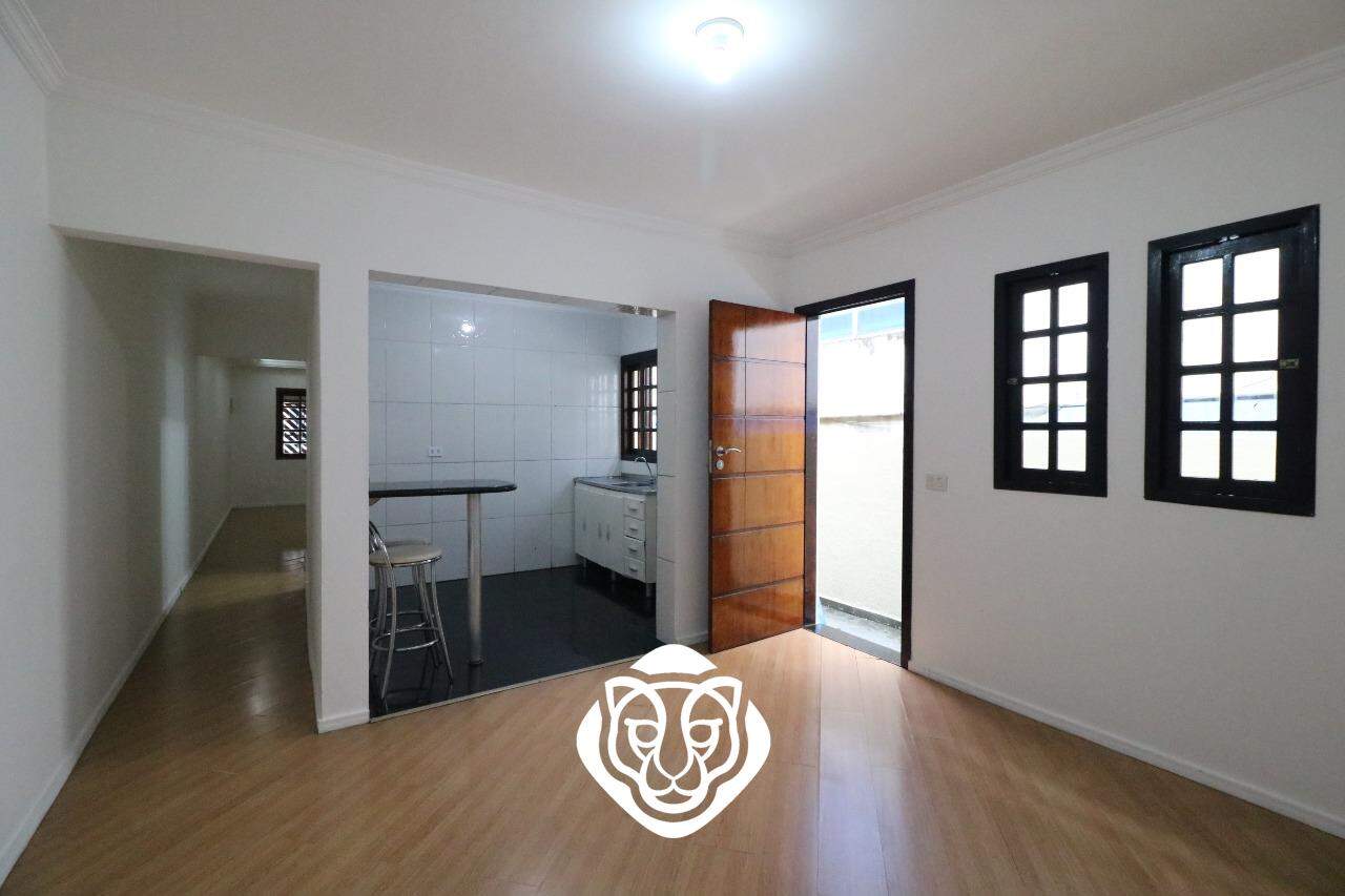 Sala de jantar e cozinha 