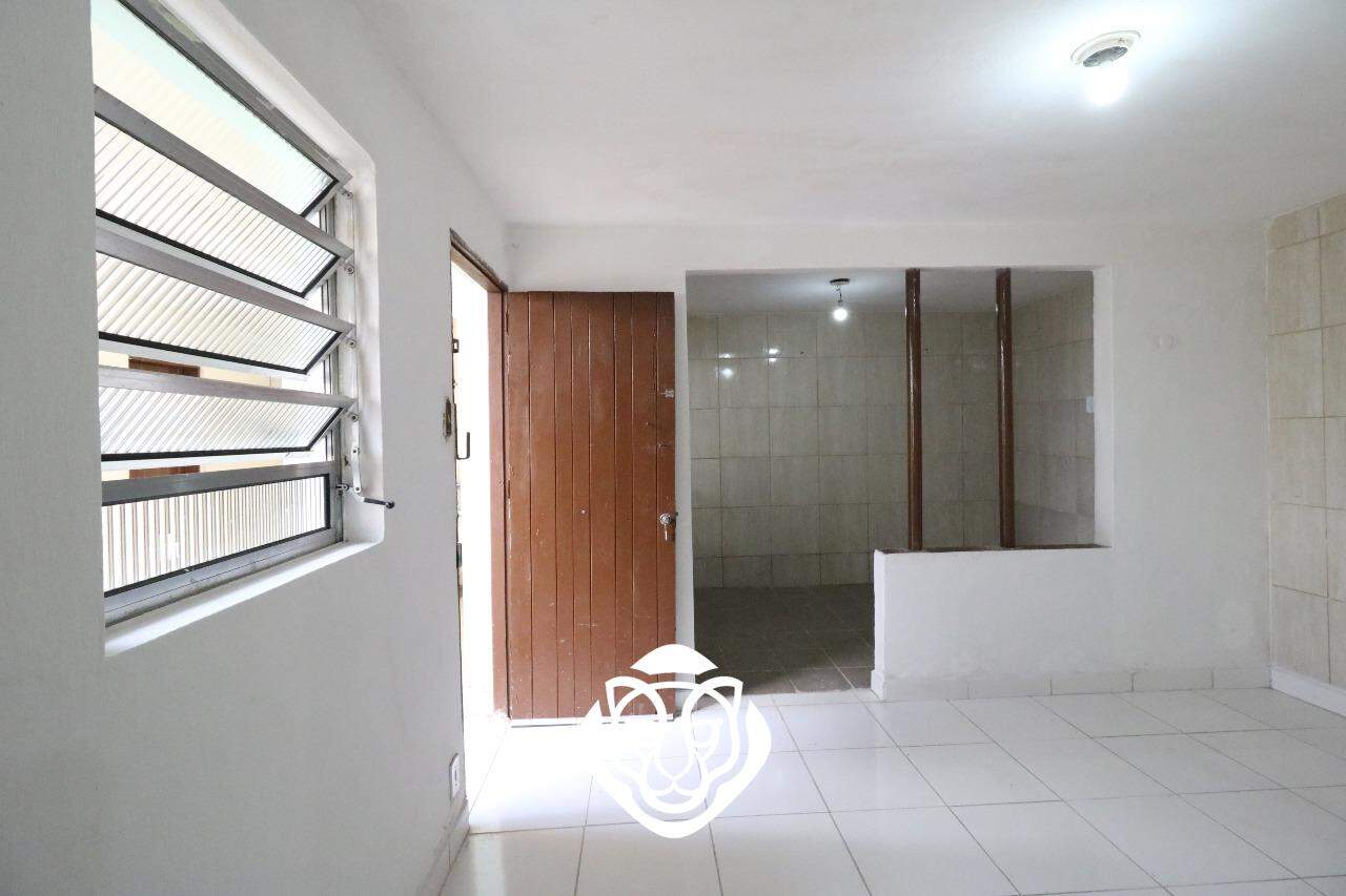 Sala de estar e cozinha 