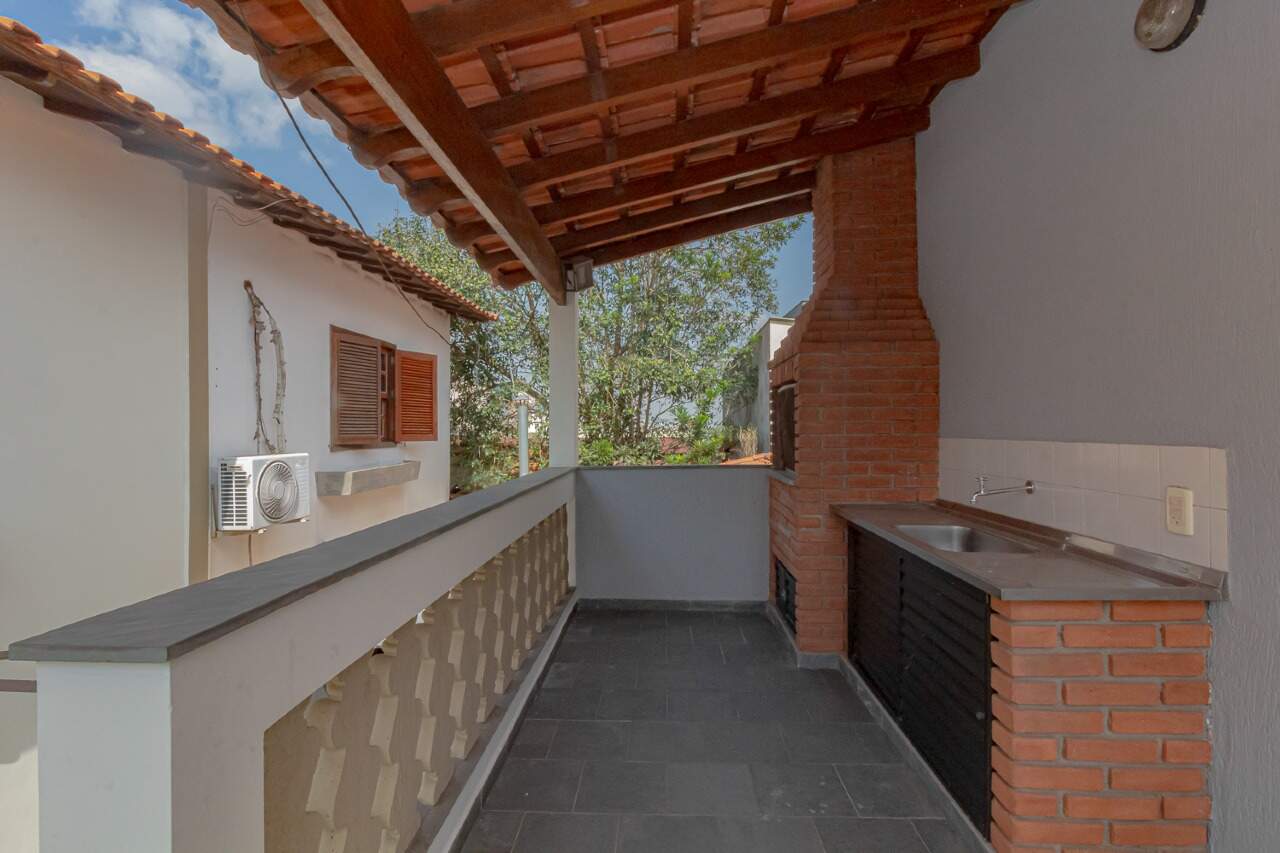 Área de churrasqueira