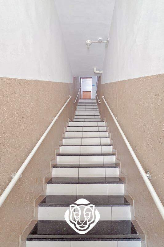Escada de acesso