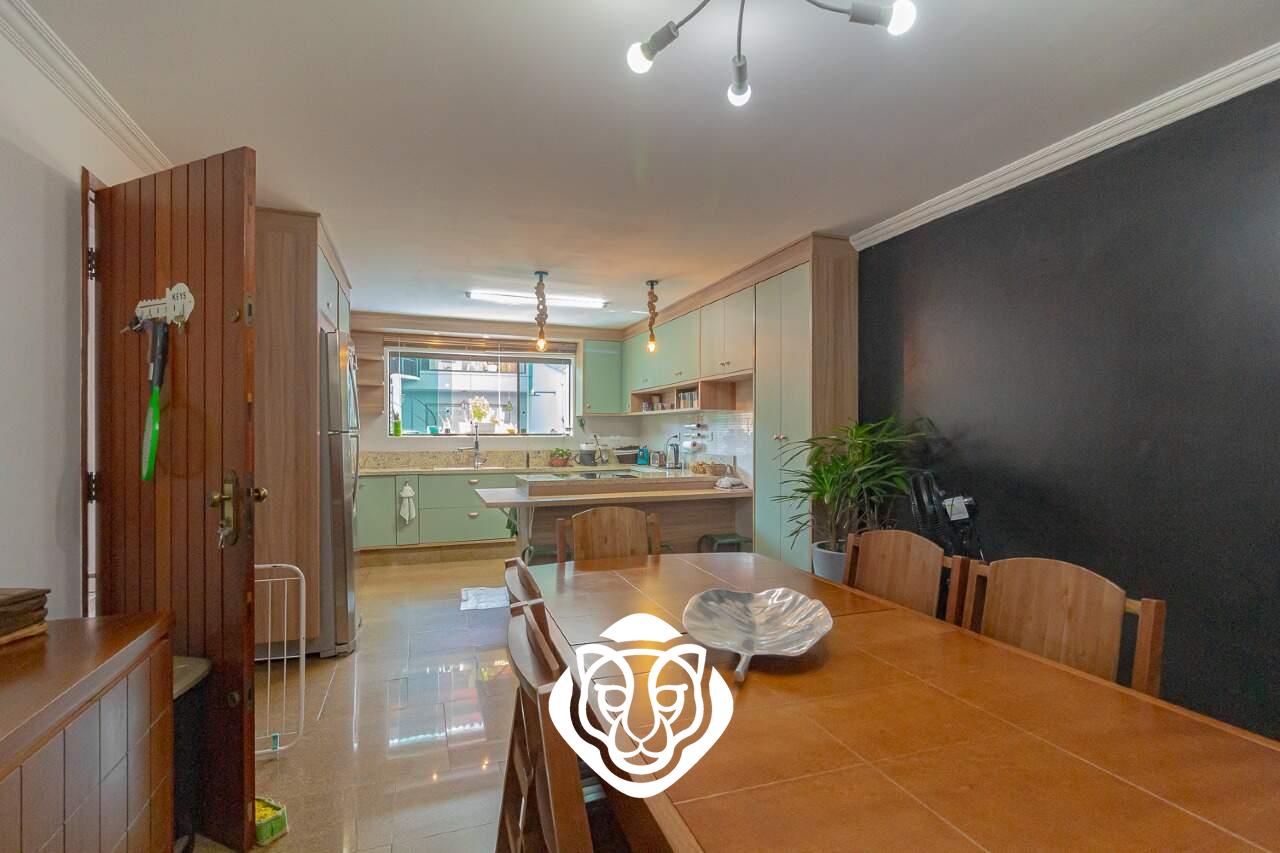 Sala de jantar / Cozinha