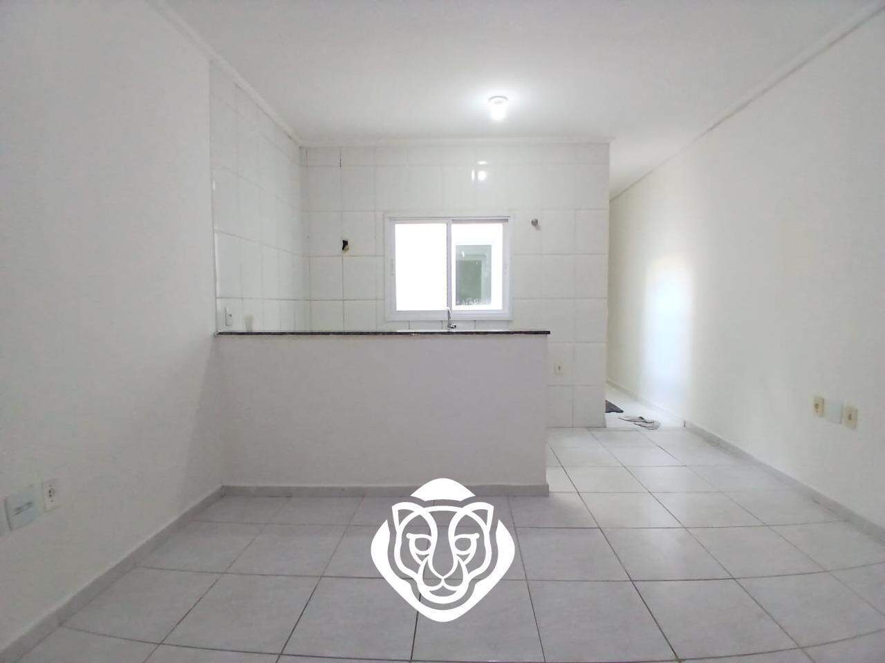 Sala de estar e cozinha 