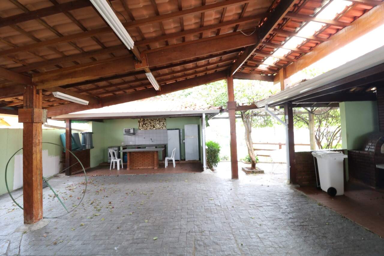 Área de churrasqueira