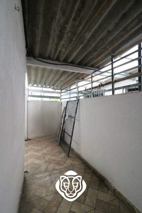 Área de serviço/Entrada
