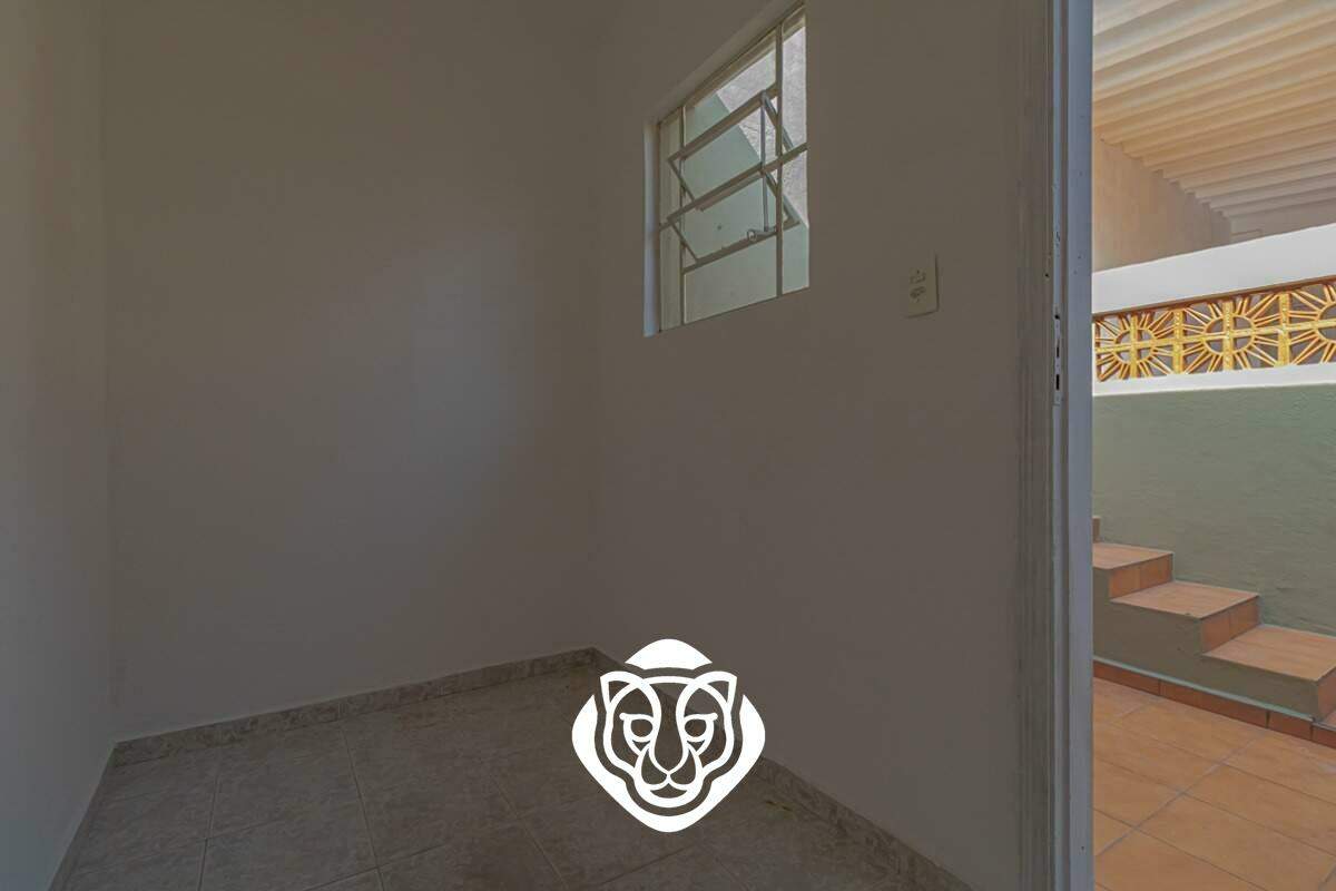 Dormitório / Edícula 