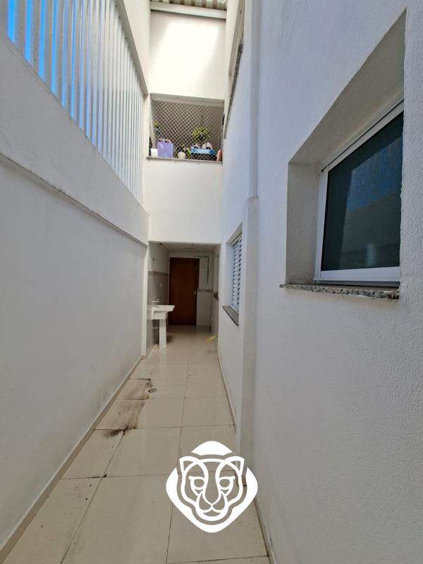 Área de serviço / Quintal