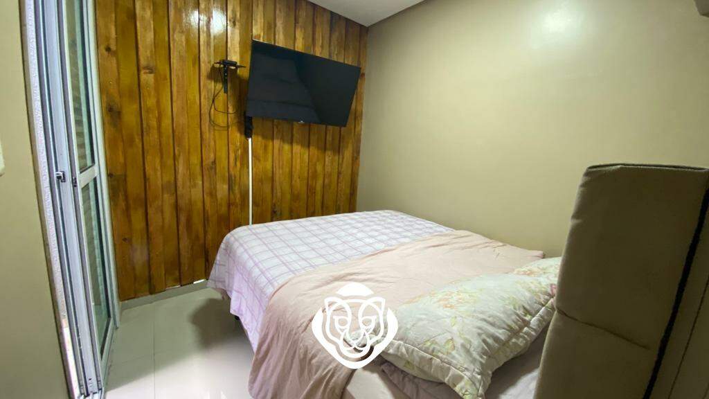 Dormitório suíte com closet