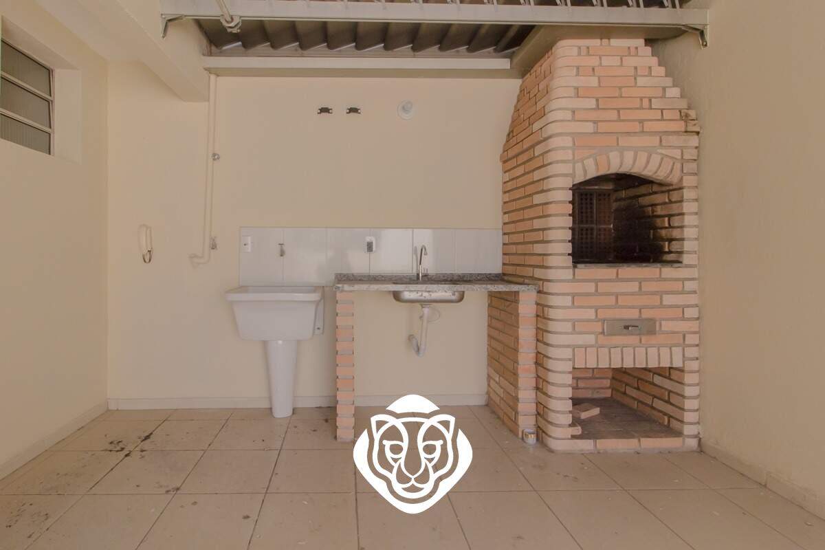 Área de serviço / churrasqueira