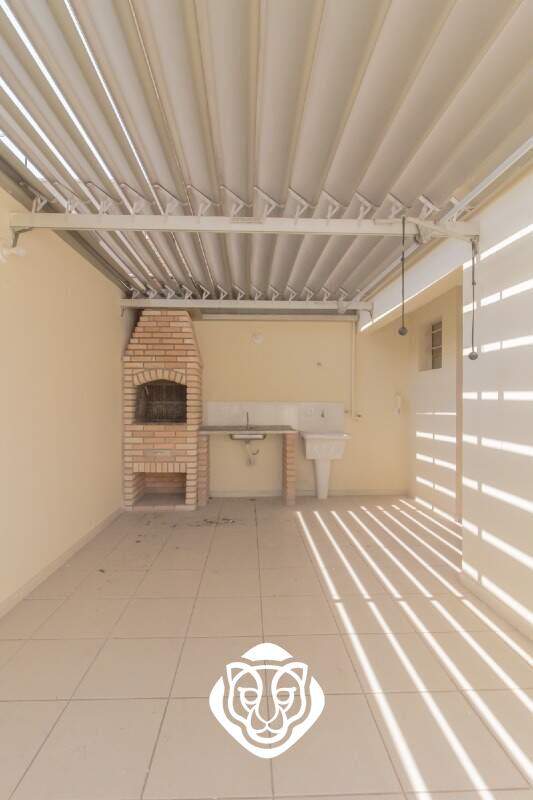 Área de serviço / churrasqueira