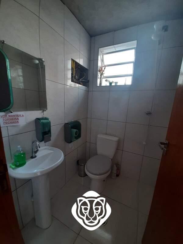 Banheiro social/ Salão