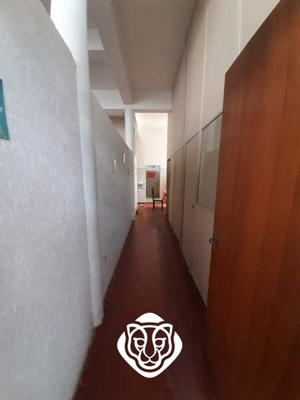 Corredor acesso cozinha