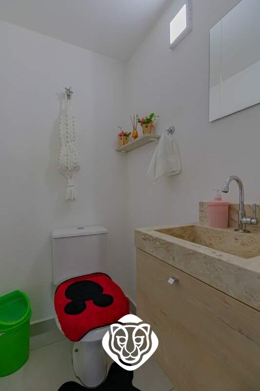 Banheiro área de serviço